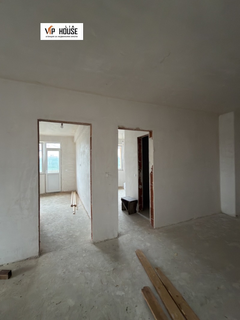 Продава КЪЩА, с. Баня, област Благоевград, снимка 2 - Къщи - 53316133