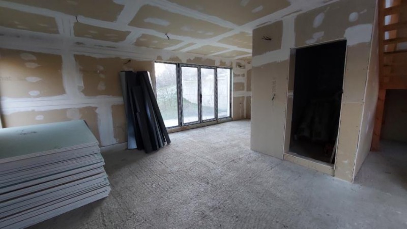 Продава КЪЩА, гр. Варна, м-т Балам Дере, снимка 8 - Къщи - 53193029