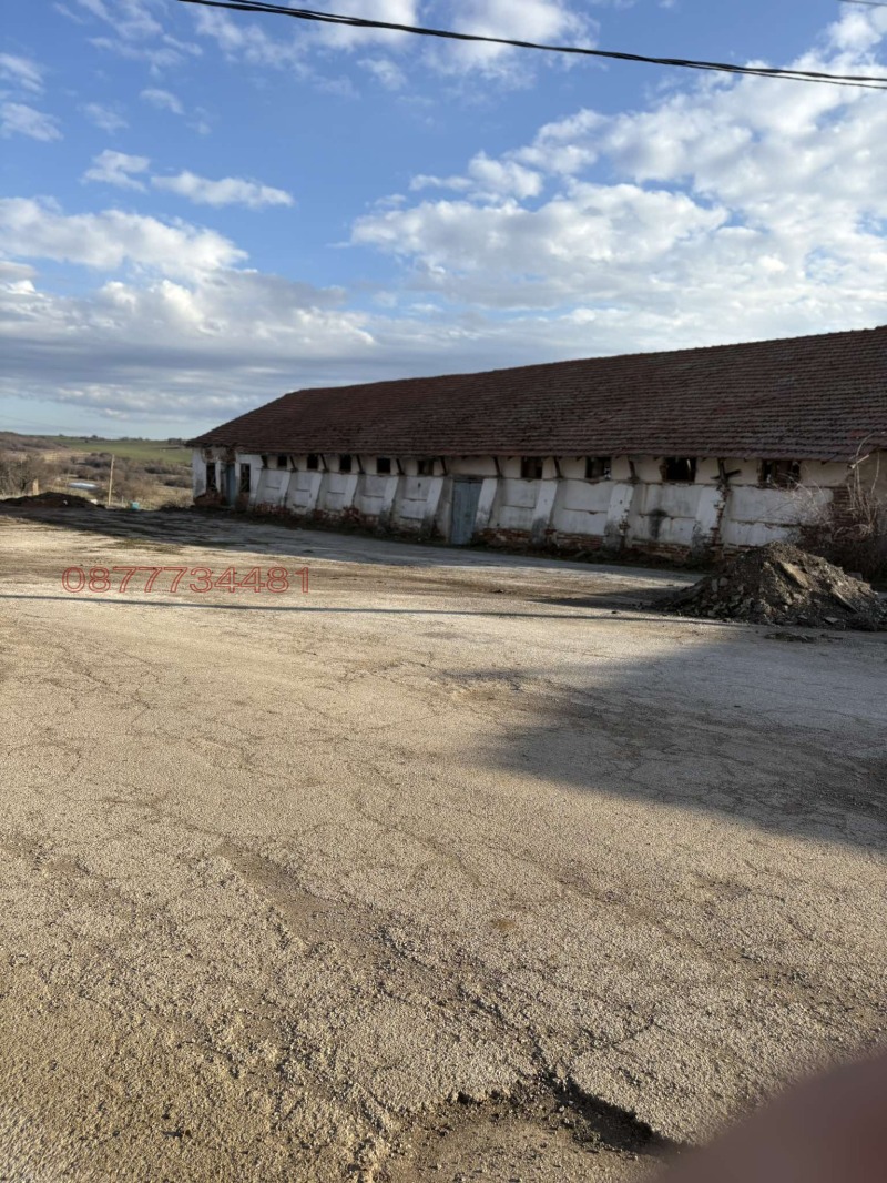 Na prodej  Úložný prostor oblast Loveč , Kakrina , 540 m2 | 99344707 - obraz [7]