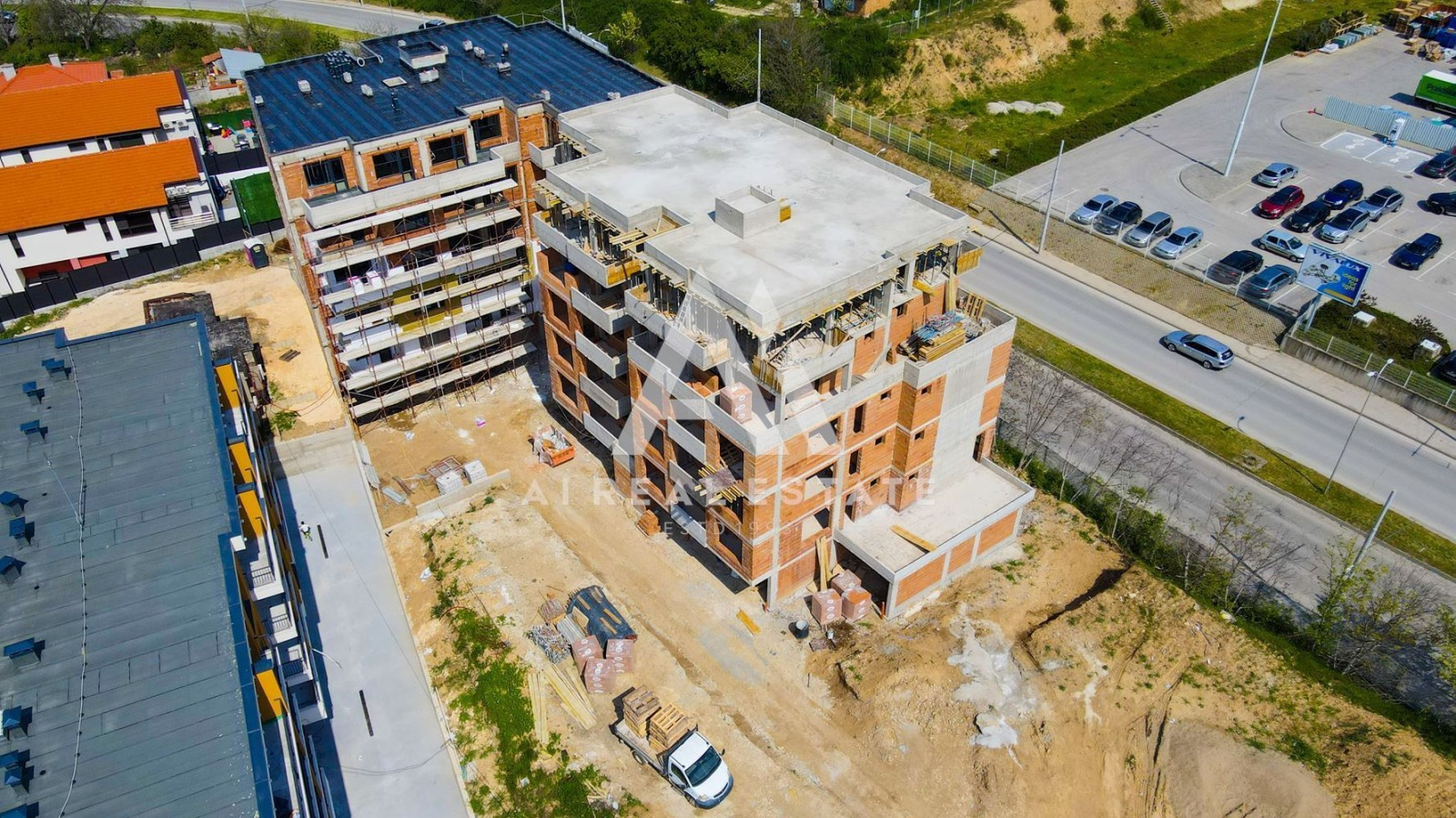 Продава 3-СТАЕН, гр. Плевен, Широк център