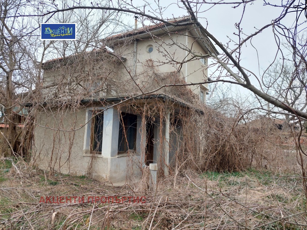 Продава КЪЩА, с. Лесичери, област Велико Търново, снимка 6 - Къщи - 54552181