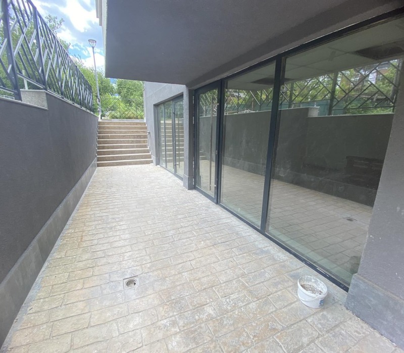 Продава МАГАЗИН в град София, Кръстова вада - 72 кв.м / 149 000 € » 291 418.67 лв., ПАРКУЕЙ ИНВЕСТМЪНТС ЕАД