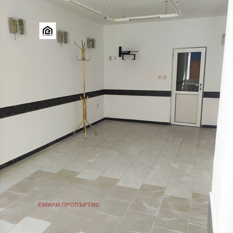 In vendita  2 camere da letto Sofia , Zona B-5 , 71 mq | 49704085