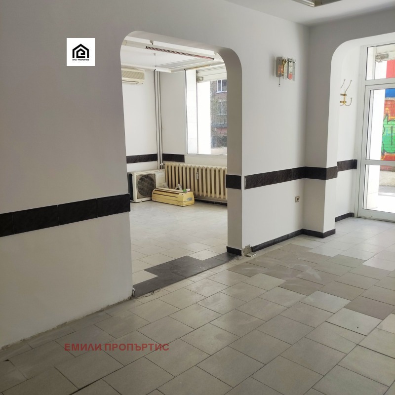 In vendita  2 camere da letto Sofia , Zona B-5 , 71 mq | 49704085 - Immagine [2]