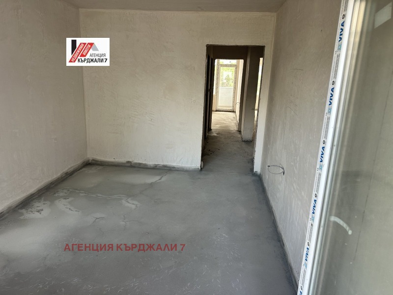 Продается  2 спальни Кърджали , Възрожденци , 95 кв.м | 37935178 - изображение [10]