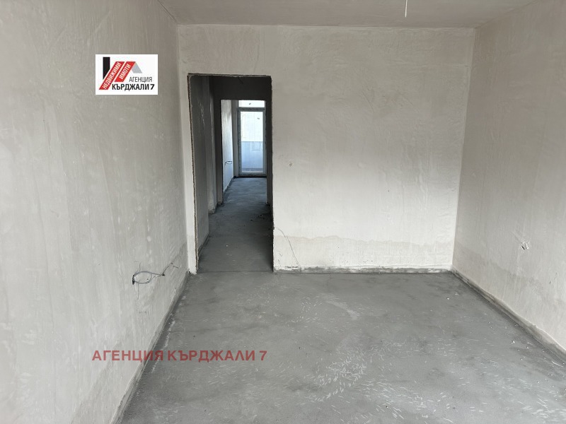 Продается  2 спальни Кърджали , Възрожденци , 95 кв.м | 37935178 - изображение [8]