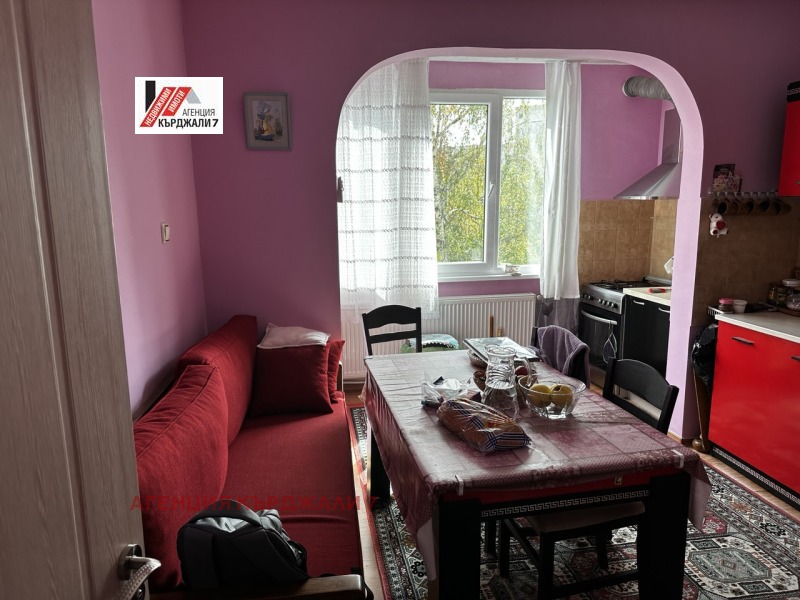 Продается  3 спальни Кърджали , Възрожденци , 107 кв.м | 92839167 - изображение [4]