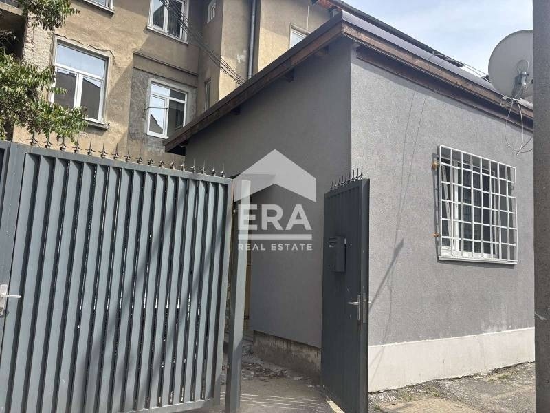 Продава КЪЩА, гр. София, Център, снимка 7 - Къщи - 54618893