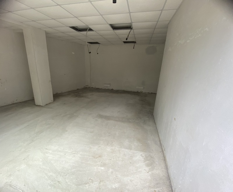Till salu  affär Sofia , Krastova vada , 72 kvm | 69924880 - bild [4]