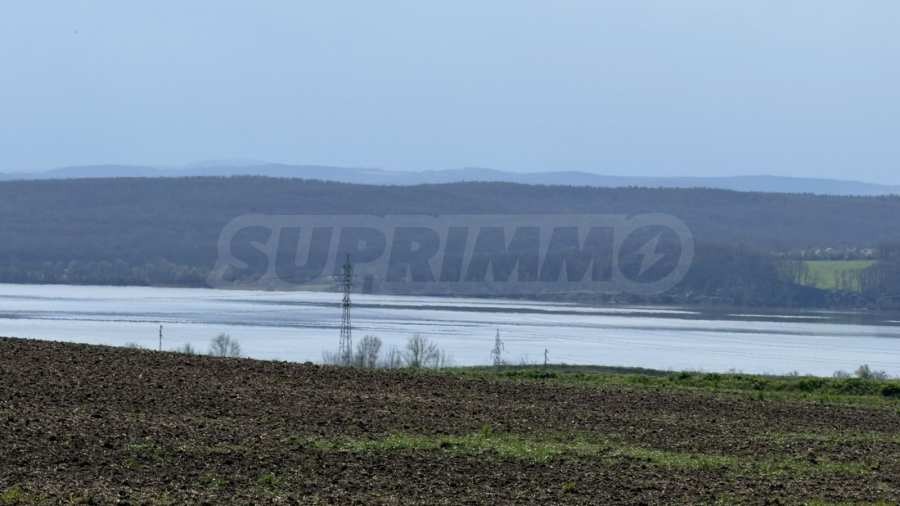 Продава ПАРЦЕЛ, с. Черни връх, област Бургас