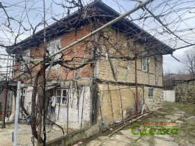 Продажба на къщи в област Габрово - изображение 1 