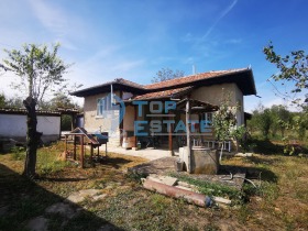 Casa Kapinovo, región Veliko Tarnovo 1