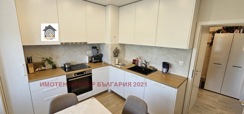 Продава  3-стаен град София , Младост 1 , 90 кв.м | 62680777