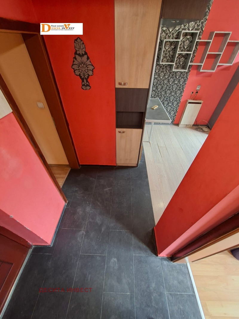 Продава 3-СТАЕН, гр. Варна, Базар Левски, снимка 13 - Апартаменти - 52773711