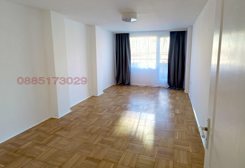 Продава МНОГОСТАЕН, гр. София, Лозенец, снимка 3 - Апартаменти - 52624063