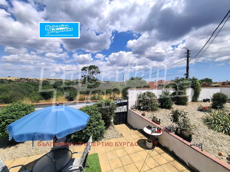 Продава КЪЩА, гр. Бургас, с. Брястовец, снимка 3 - Къщи - 53195401