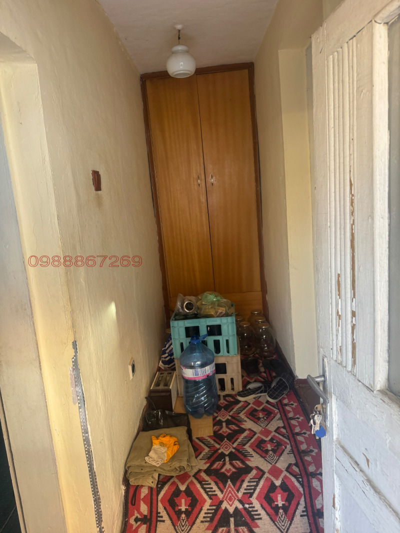 Продава КЪЩА, гр. Добрич, Градска болница, снимка 11 - Къщи - 53233594