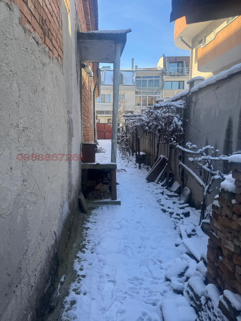 Продава КЪЩА, гр. Добрич, Градска болница, снимка 5 - Къщи - 53233594