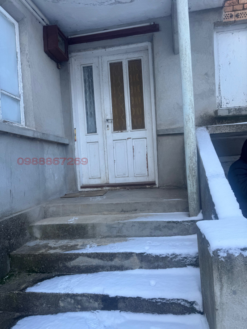 Продава КЪЩА, гр. Добрич, Градска болница, снимка 6 - Къщи - 53233594