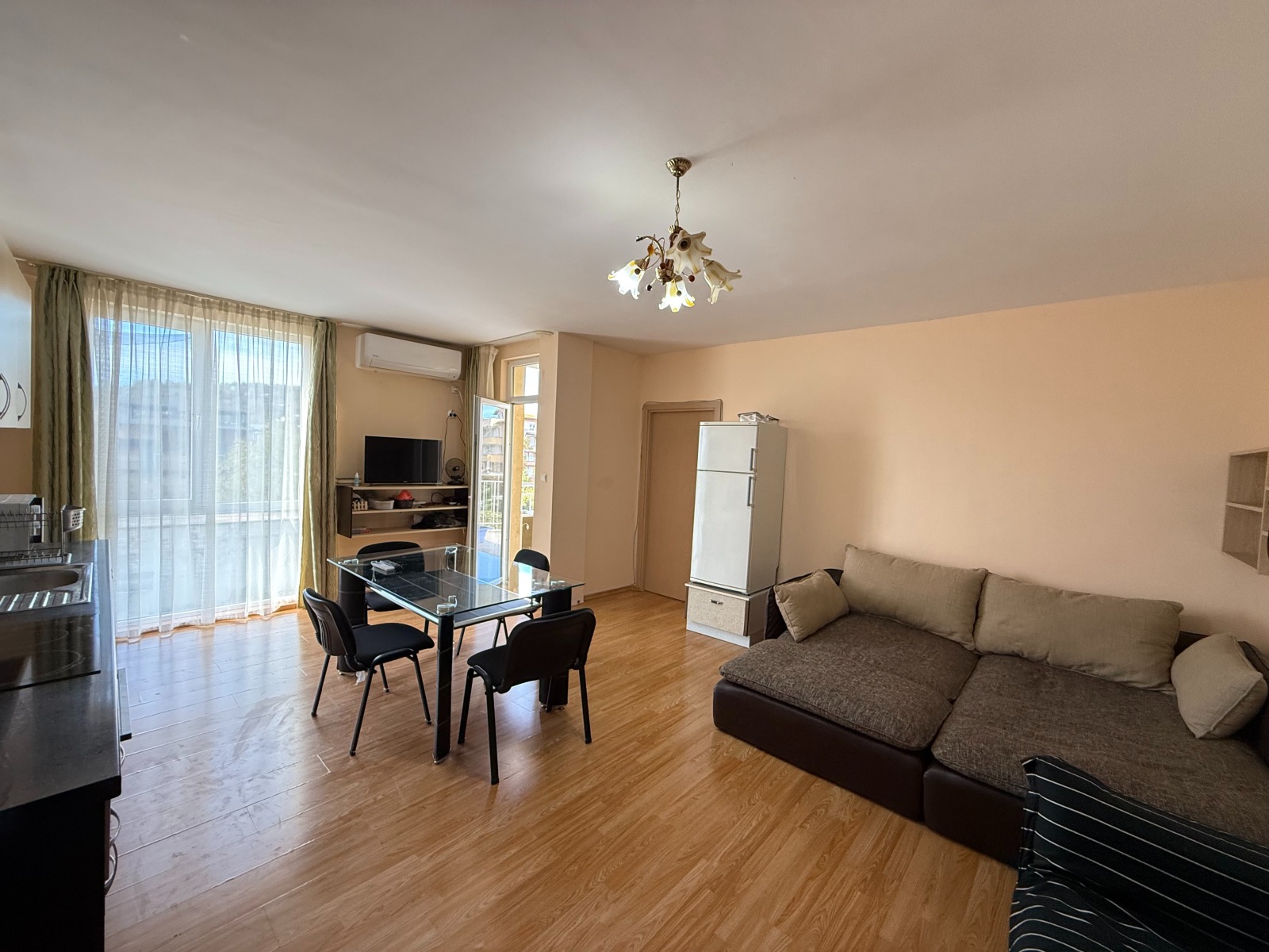 Продава 3-СТАЕН, гр. Приморско, област Бургас, снимка 3 - Апартаменти - 53782097