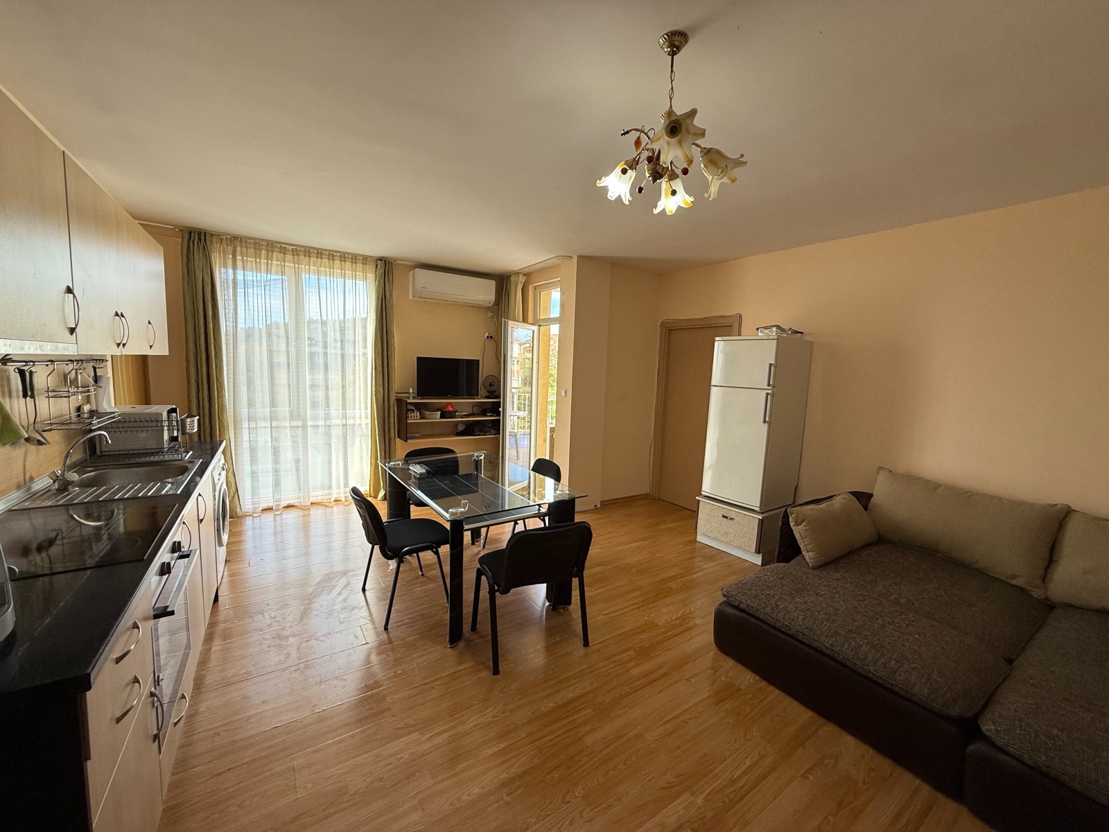 Продава 3-СТАЕН, гр. Приморско, област Бургас, снимка 4 - Апартаменти - 53782097