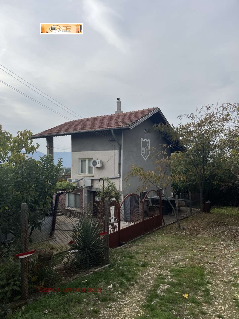 Продава ВИЛА в град Враца, Студентски град - 64 кв.м / 30 678 € » 60 000.95 лв., БОРСА ИМОТИ ООД