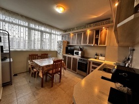 3+ bedroom Dobrudzhanski, Shumen 1