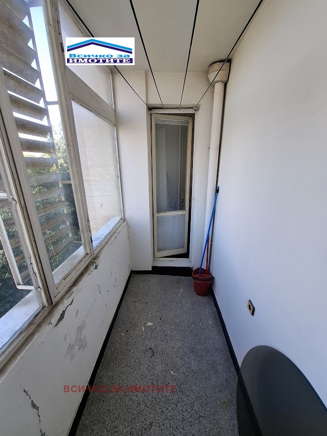 Eladó  2 hálószobás Ruse , Hasove , 90 négyzetméter | 31811060 - kép [3]