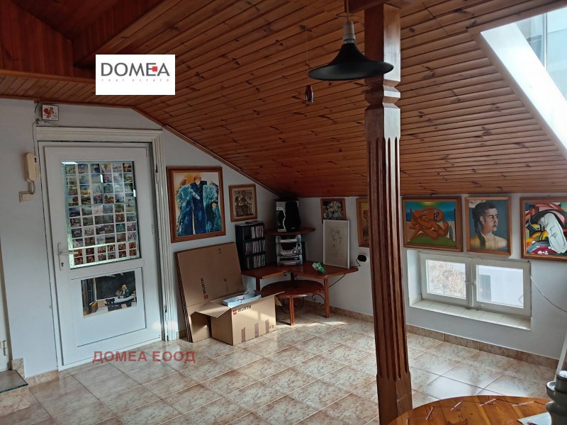 Продава ЕТАЖ ОТ КЪЩА, гр. Бургас, Център, снимка 4 - Етаж от къща - 52374666