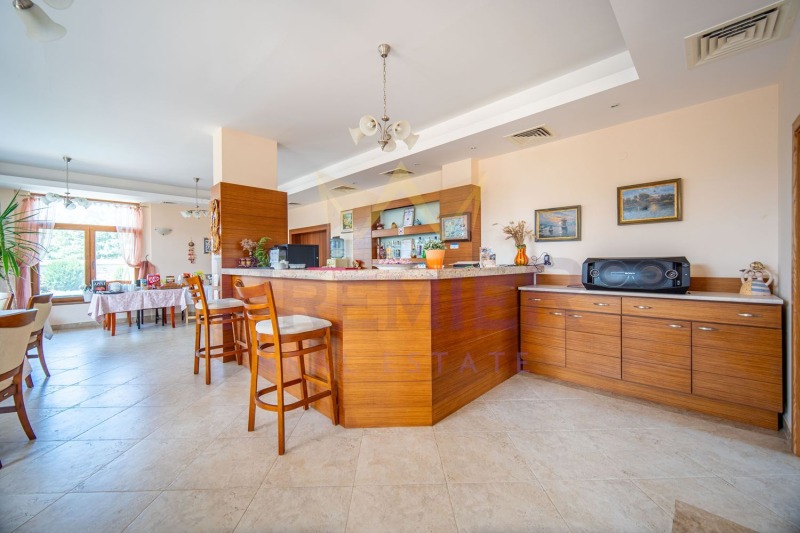 Продава  Къща област Добрич , с. Българево , 667 кв.м | 95444780 - изображение [4]