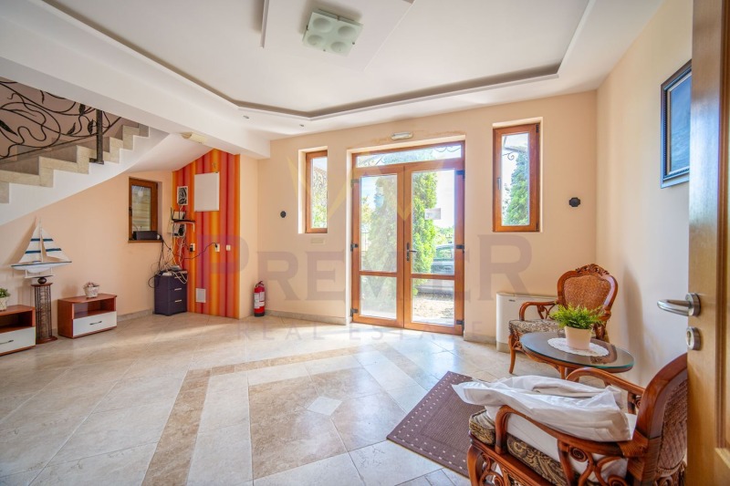 Продава  Къща област Добрич , с. Българево , 667 кв.м | 95444780 - изображение [7]