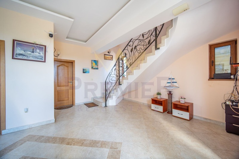 Продава  Къща област Добрич , с. Българево , 667 кв.м | 95444780 - изображение [16]