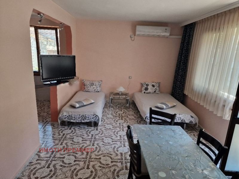 Продава КЪЩА, гр. Поморие, област Бургас, снимка 6 - Къщи - 53004017