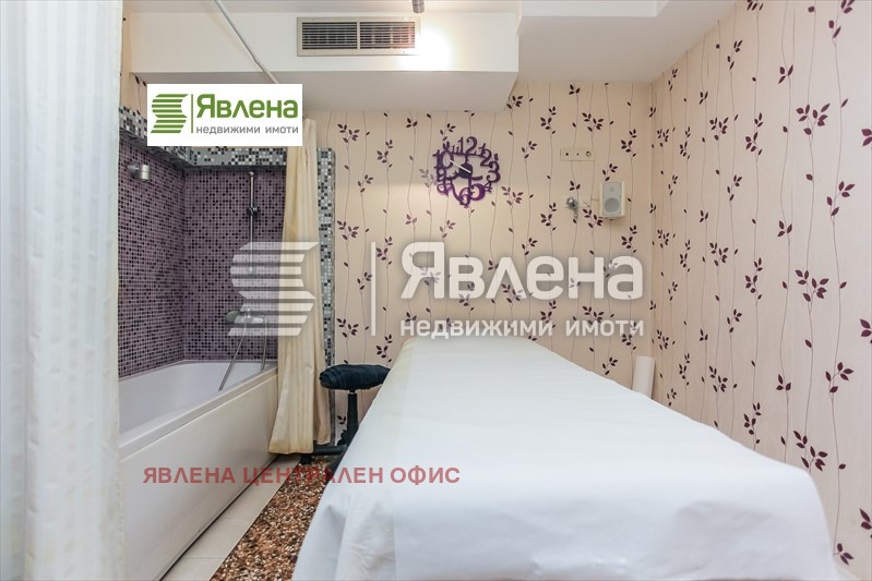 Till salu  Bar Sofia , Goce Deltjev , 241 kvm | 88502006 - bild [6]