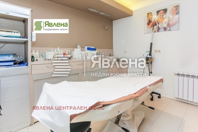 Till salu  Bar Sofia , Goce Deltjev , 241 kvm | 88502006 - bild [9]