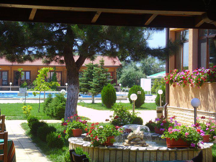 Продава ХОТЕЛ, с. Българево, област Добрич, снимка 6 - Хотели - 42586846
