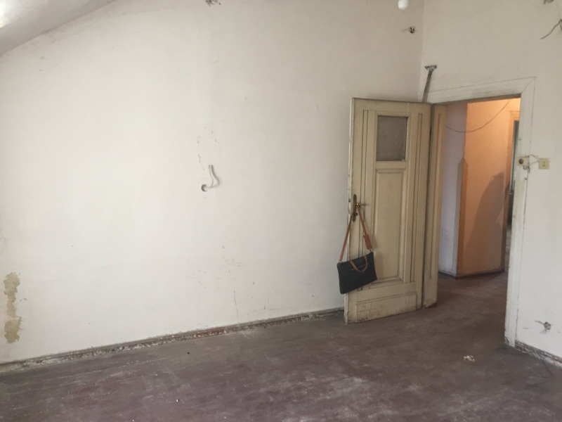 Продава 3-СТАЕН, гр. София, Център, снимка 6 - Апартаменти - 52784777