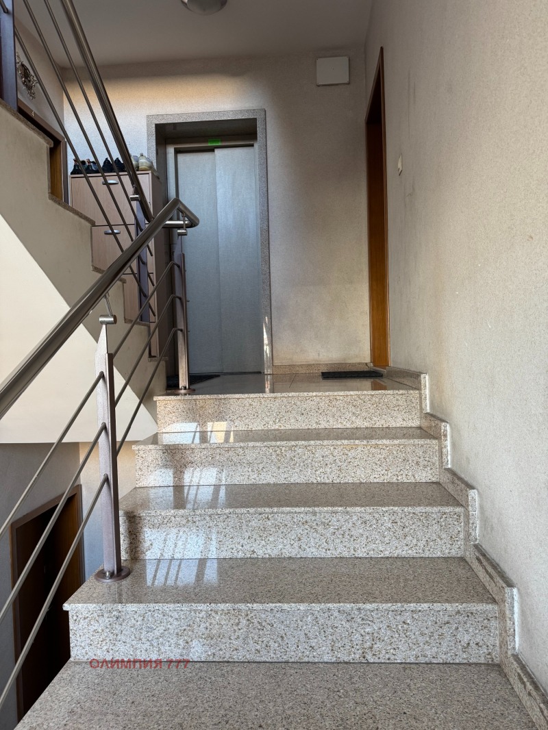 Продава 3-СТАЕН, гр. Плевен, Идеален център, снимка 12 - Апартаменти - 52223513