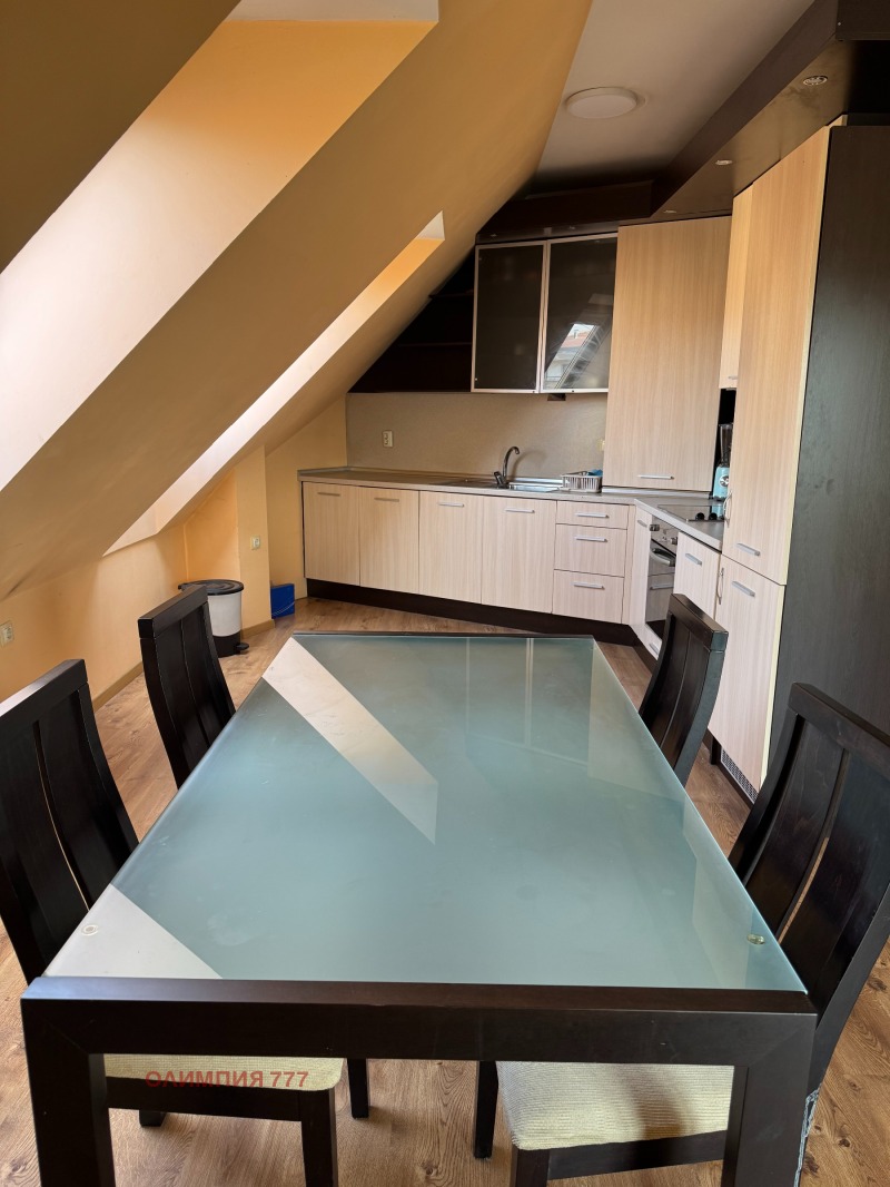 Продава 3-СТАЕН, гр. Плевен, Идеален център, снимка 3 - Апартаменти - 52223513