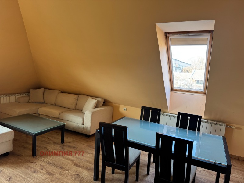 Продава 3-СТАЕН, гр. Плевен, Идеален център, снимка 2 - Апартаменти - 52223513