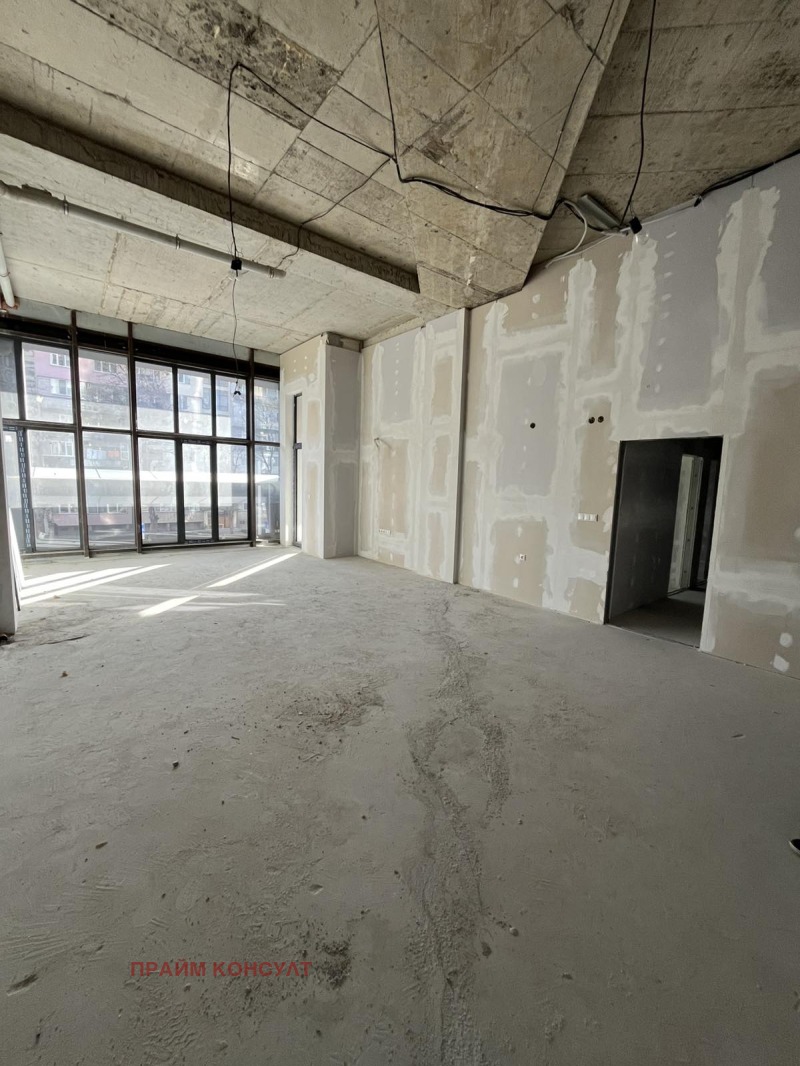 Продава 3-СТАЕН, гр. Пловдив, Младежки Хълм, снимка 2 - Апартаменти - 53267501