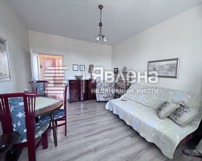Продава 3-СТАЕН, гр. Варна, Погреби, снимка 3 - Апартаменти - 55094510