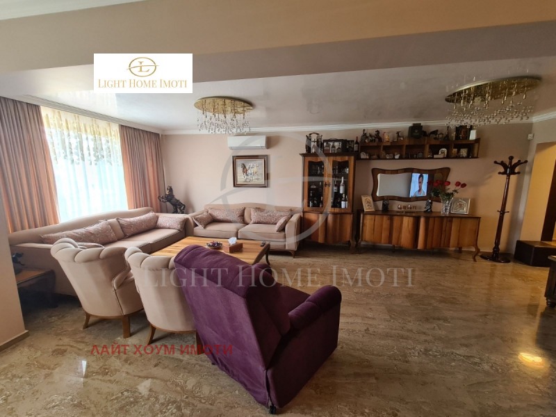 Zu verkaufen  3+ Schlafzimmer Plowdiw , Karschijaka , 220 qm | 82961893 - Bild [6]
