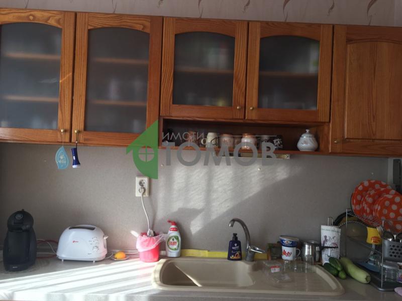 Продава ЕТАЖ ОТ КЪЩА, гр. Шумен, Център, снимка 8 - Етаж от къща - 54210480