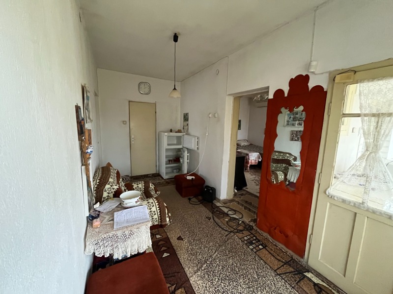 Продава КЪЩА, гр. Казанлък, област Стара Загора, снимка 6 - Къщи - 52375422