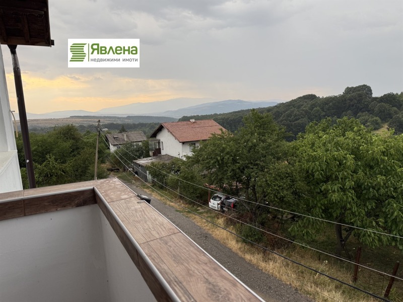 Продава КЪЩА, с. Планиница, област Перник