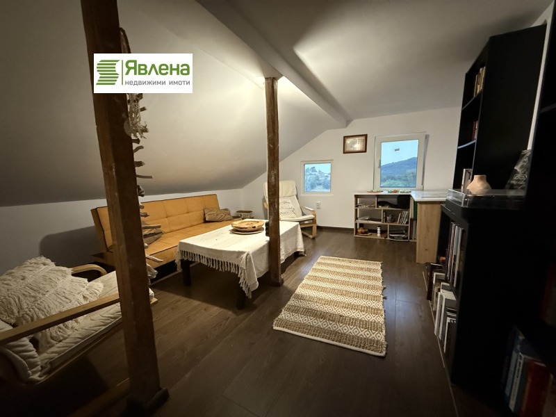 Продава КЪЩА, с. Планиница, област Перник, снимка 10 - Къщи - 52834396