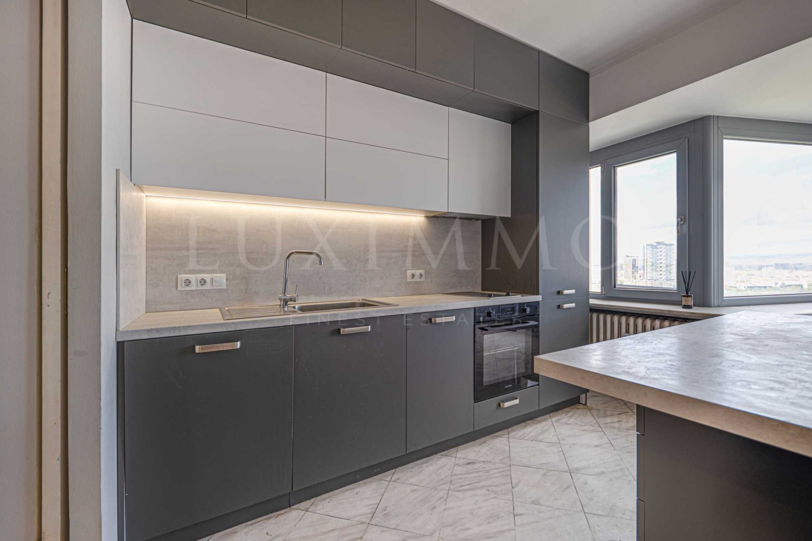 Продава МЕЗОНЕТ, гр. София, Лозенец, снимка 6 - Апартаменти - 56073478