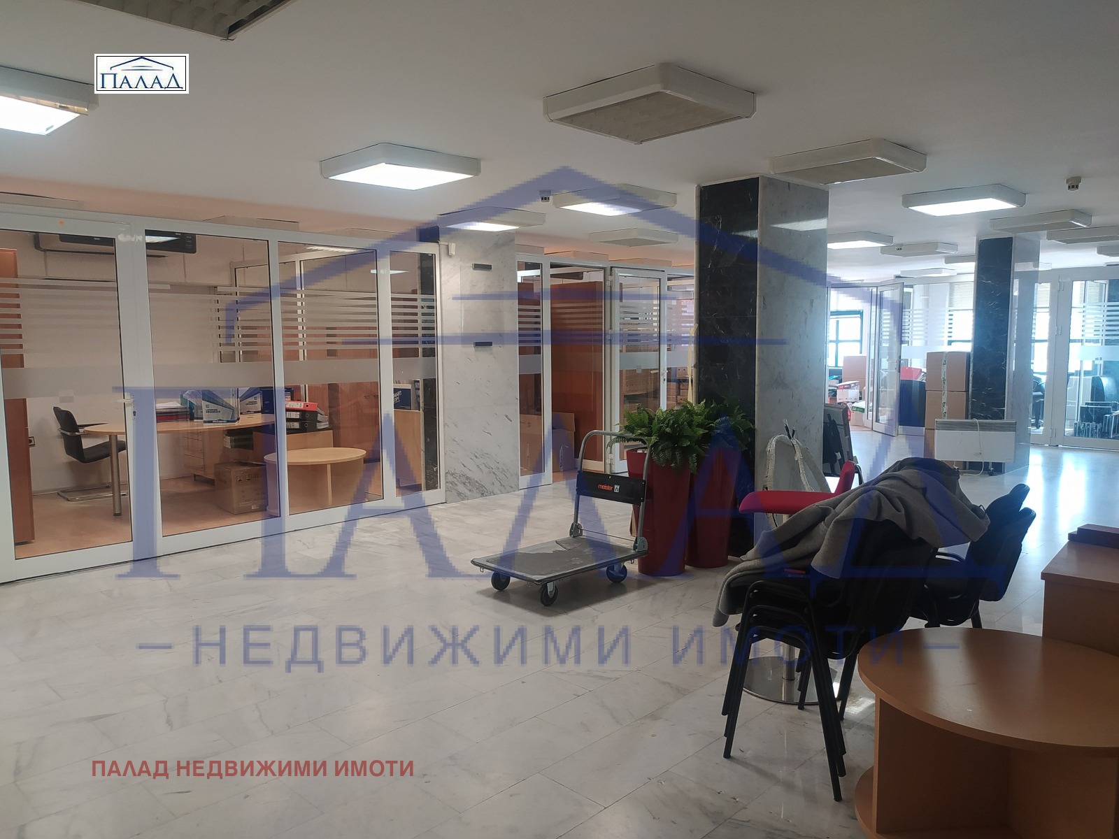 Продава ОФИС, гр. Варна, Център, снимка 2 - Офиси - 55364008