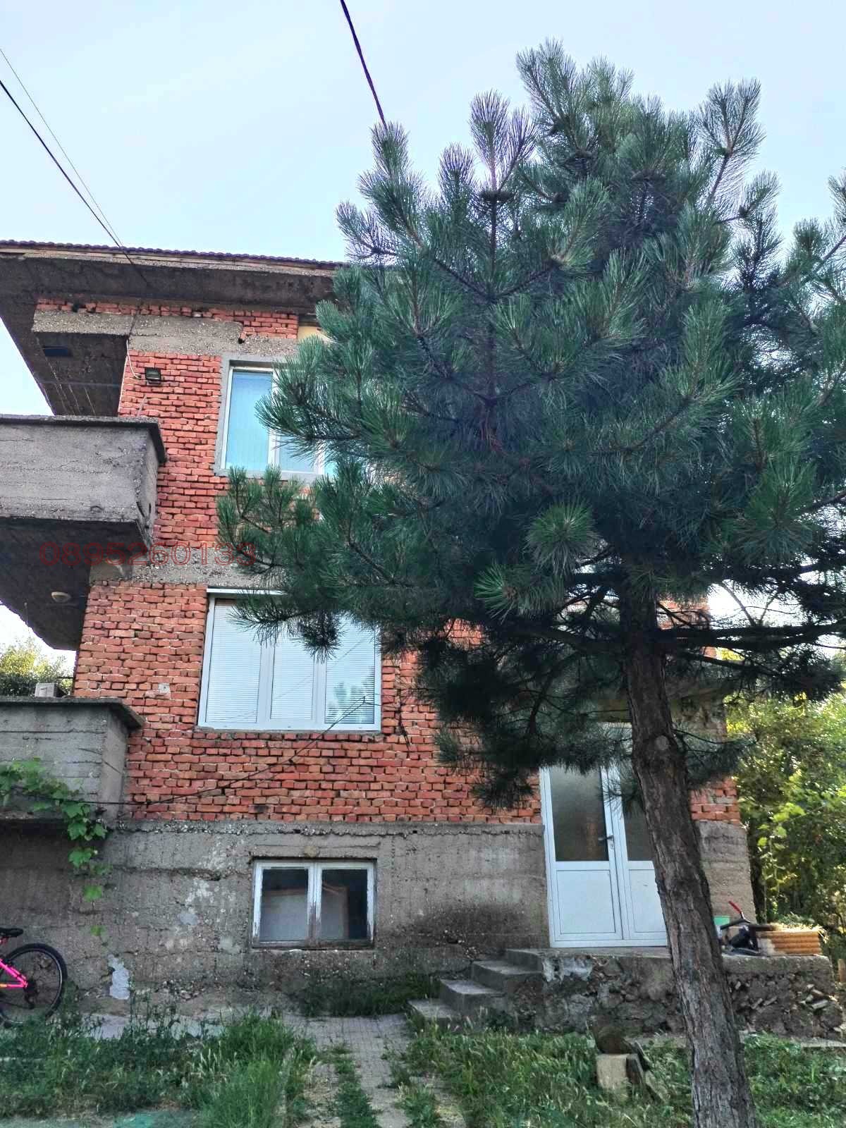Продава ЕТАЖ ОТ КЪЩА, гр. Русе, Средна кула, снимка 14 - Етаж от къща - 55532600